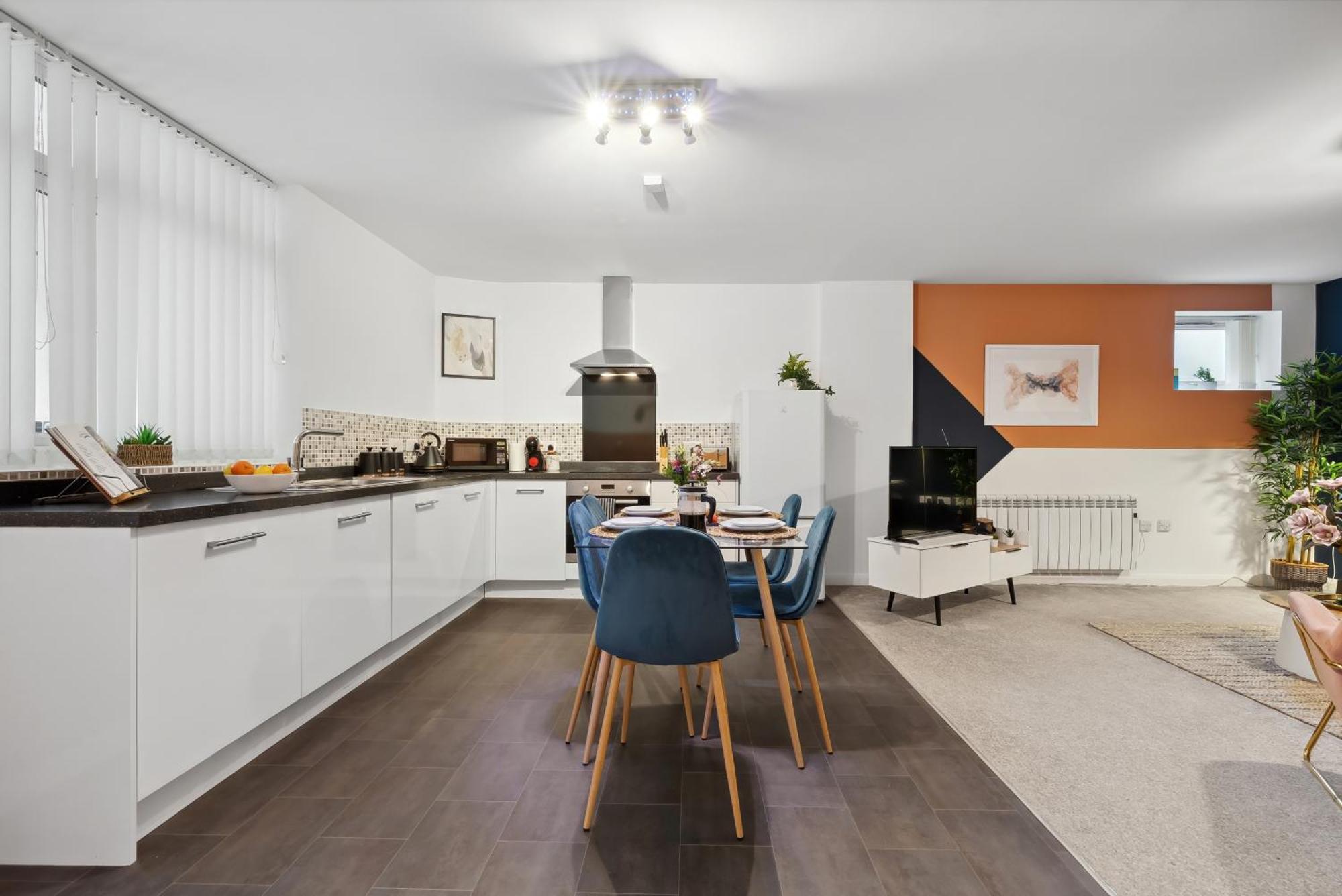 Corinium Lodge - Town Centre Apartment Cirencester Zewnętrze zdjęcie
